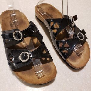 EuroWellness Black Patent Leather Strappy Sandals Womens Size 7.5/8